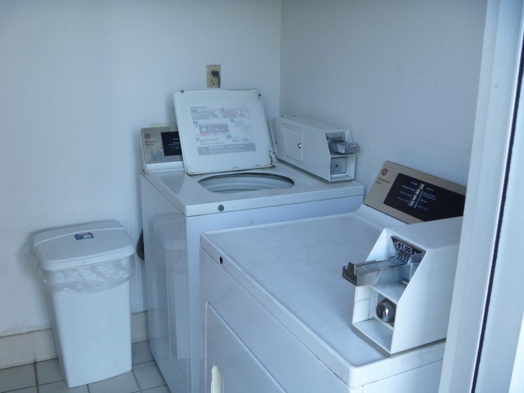 Deerfield Inn And Suites - Fairview Bagian luar foto