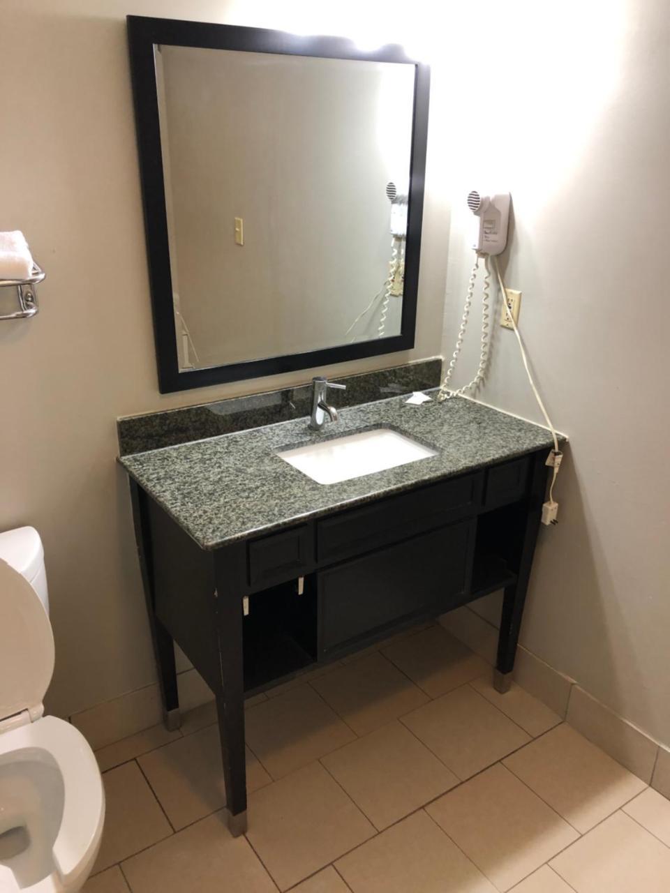 Deerfield Inn And Suites - Fairview Bagian luar foto